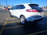 Used 2023 Ford Edge SEL image 3