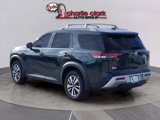 New 2025 Nissan Pathfinder SL w/ Black Appearance Package image 3
