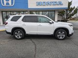 New 2025 Honda Pilot EX-L image 3