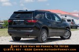Used 2023 Chevrolet Traverse LT image 3