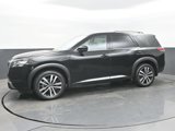 New 2025 Nissan Pathfinder Platinum image 4