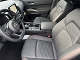 New 2025 Nissan Pathfinder Platinum image 5