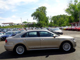 Used 2017 Volkswagen Passat 1.8T SE image 4