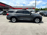 Used 2020 Ford Explorer XLT image 2