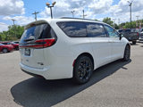 New 2026 Chrysler Pacifica Limited image 4