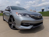Used 2017 Honda Accord Sport image 2
