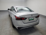 Used 2023 Nissan Altima 2.5 SV image 5