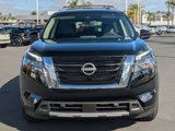New 2025 Nissan Pathfinder SL image 2