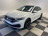 Certified 2024 Volkswagen Jetta SE image 3