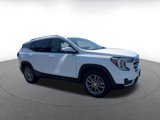 Used 2024 GMC Terrain SLT image 2