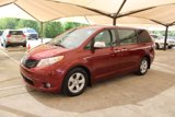 Used 2017 Toyota Sienna L image 3
