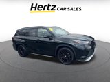 Used 2024 Toyota Highlander XSE image 2