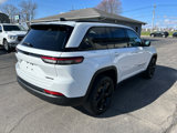 Used 2023 Jeep Grand Cherokee Limited w/ Black Appearance Package image 3