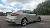 Used 2019 Ford Fusion SE image 3