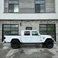Used 2023 Jeep Gladiator Overland image 2