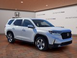 New 2025 Honda Pilot EX-L image 4