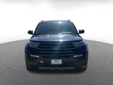 Used 2024 Ford Explorer XLT w/ Equipment Group 202A image 4
