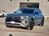 New 2025 Volkswagen Atlas Peak Edition SE image 2