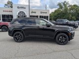 New 2025 Jeep Grand Cherokee Laredo image 3