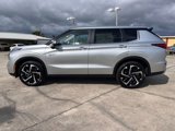 New 2025 Mitsubishi Outlander SE image 6