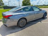 Used 2023 Nissan Altima 2.5 SV image 2