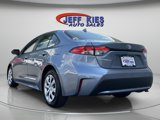 Used 2022 Toyota Corolla LE image 5