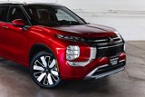 New 2025 Mitsubishi Outlander SEL image 3