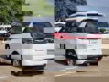 Used 2022 Chrysler Pacifica Touring-L image 4