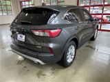 Used 2020 Ford Escape SE image 4