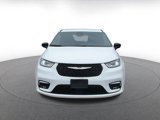 Used 2024 Chrysler Pacifica Touring-L image 4