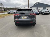 Used 2021 Toyota RAV4 LE image 3