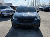 New 2025 Chrysler Pacifica Limited image 3