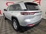 New 2025 Jeep Grand Cherokee Laredo w/ Luxury Tech Group I image 5