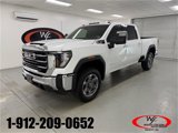 Used 2025 GMC Sierra 2500 SLT image 2