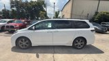 Used 2016 Toyota Sienna SE Premium image 4
