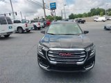 Used 2024 GMC Terrain SLT image 2
