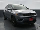 Used 2020 Jeep Compass Latitude image 2