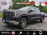 Used 2025 GMC Sierra 1500 SLT image 2