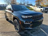 New 2025 Jeep Grand Cherokee Summit image 4