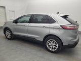 Used 2023 Ford Edge SEL image 3