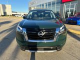 New 2025 Nissan Pathfinder Platinum image 2