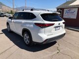 Used 2020 Toyota Highlander LE image 3
