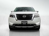 New 2025 Nissan Pathfinder Platinum image 2