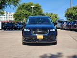 Used 2024 Chrysler Pacifica Limited w/ Uconnect Theater Family Group image 2