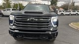 Used 2024 Chevrolet Silverado 2500 High Country image 3