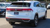New 2025 Volkswagen Atlas Cross Sport SE image 4