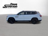 New 2025 Volkswagen Atlas Peak Edition SE image 2