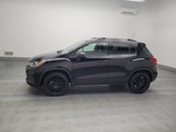 Used 2022 Chevrolet Trax LT w/ Midnight Edition image 2