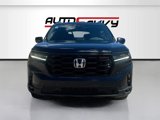 Used 2025 Honda Pilot TrailSport image 2