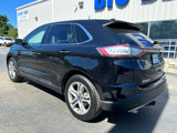 Used 2018 Ford Edge Titanium image 3